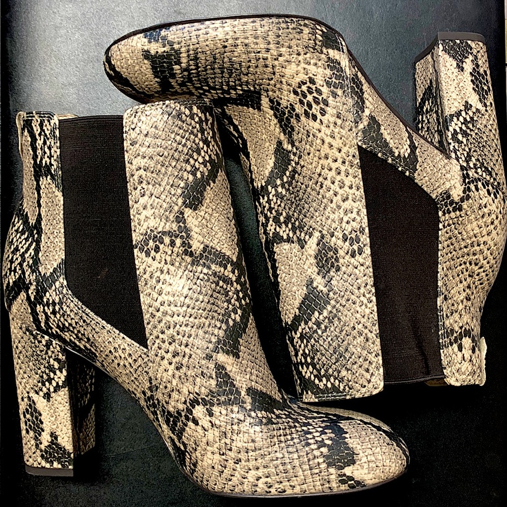 Sam Edelman Snakeskin Print Boots Size 8